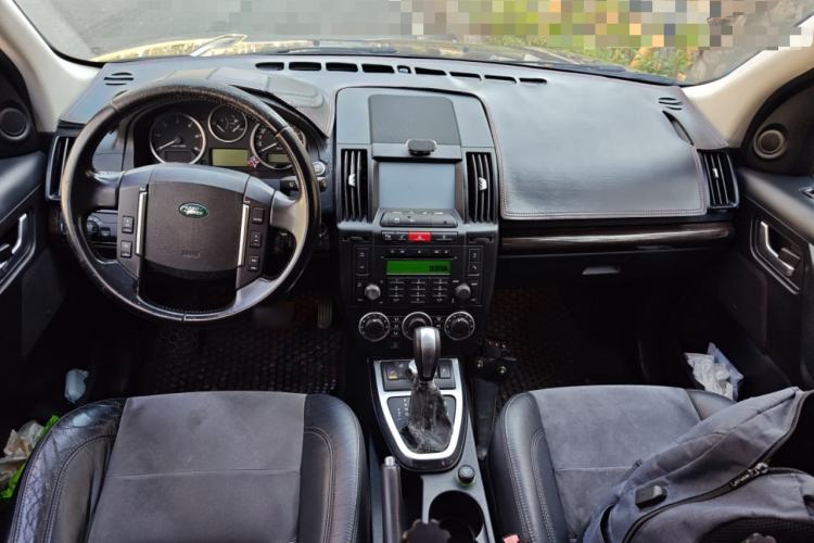 Used Land Rover Freelander 2 2011 2.2T SD4 SE Diesel Edition Center Console