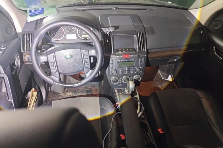 Used Land Rover Freelander 2 2011 2.2T SD4 SE Diesel Edition Center Console