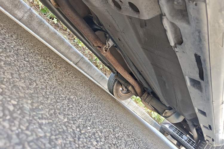 Used Land Rover Freelander 2 2011 2.2T SD4 SE Diesel Edition Chassis Front Left
