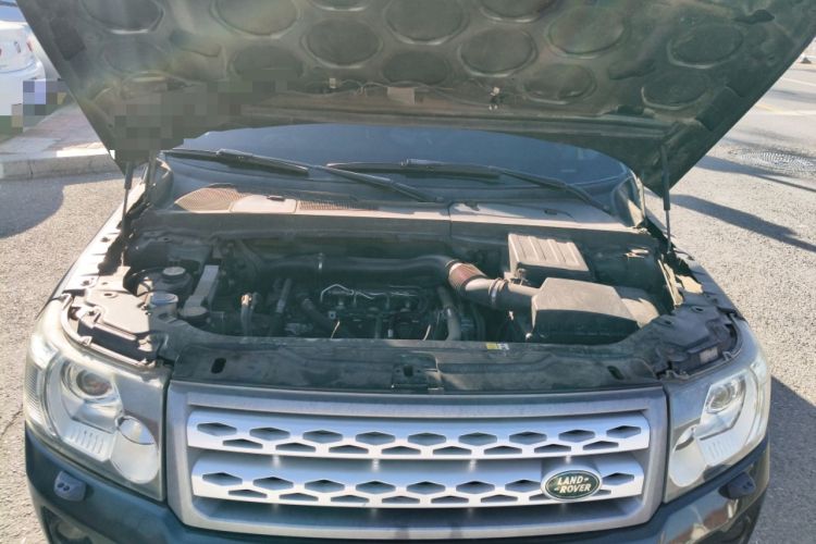 Used Land Rover Freelander 2 2011 2.2T SD4 SE Diesel Edition Engine Bay
