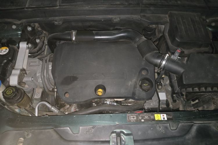 Used Land Rover Freelander 2 2011 2.2T SD4 HSE Diesel Edition Engine Bay