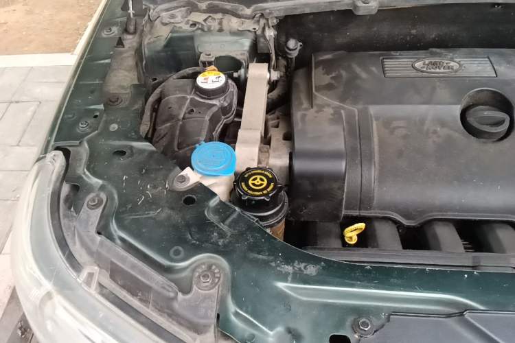 Used Land Rover Freelander 2 2011 3.2L i6 HSE Gasoline Edition Engine Bay Right