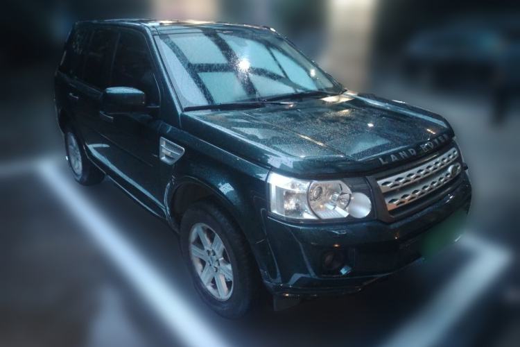 Used Land Rover Freelander 2 2011 2.2T SD4 SE Diesel Edition Front Right 45 Deg