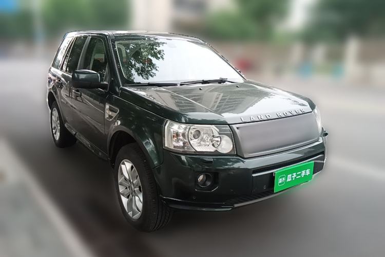 Used Land Rover Freelander 2 2011 3.2L i6 HSE Gasoline Edition Front Right 45 Deg