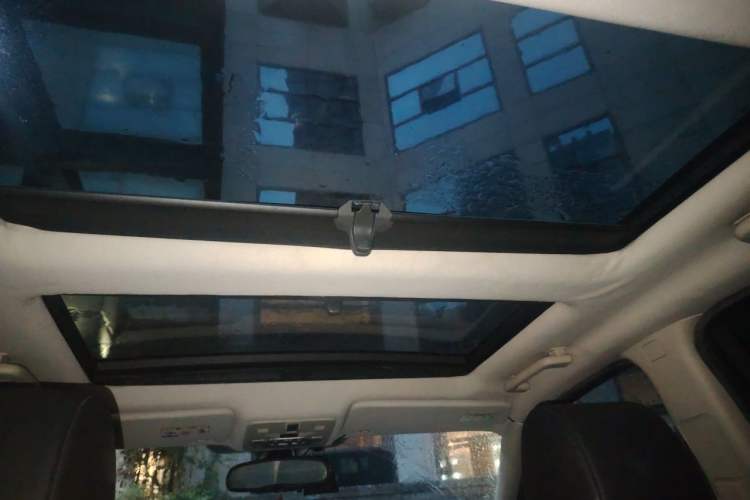 Used Land Rover Freelander 2 2011 2.2T SD4 SE Diesel Edition Headliner