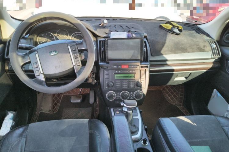 Used Land Rover Freelander 2 2011 2.2T SD4 SE Diesel Edition Interior 2