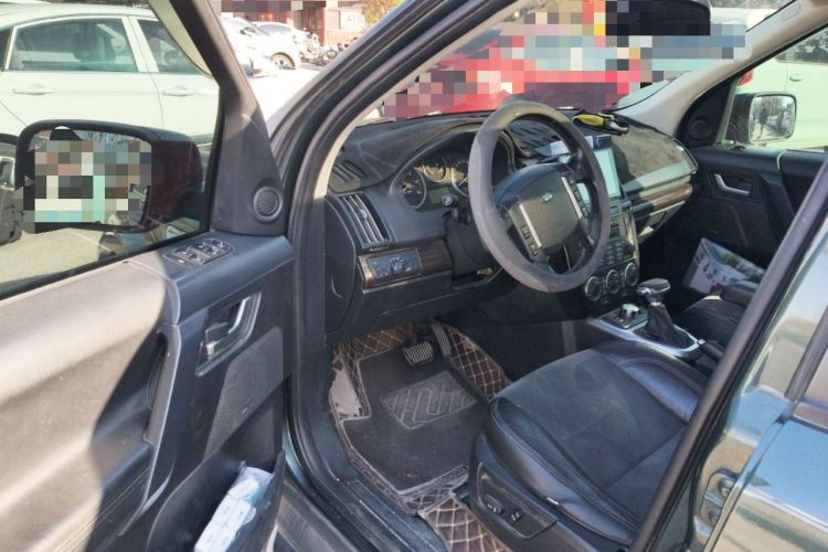 Used Land Rover Freelander 2 2011 2.2T SD4 SE Diesel Edition Interior 3