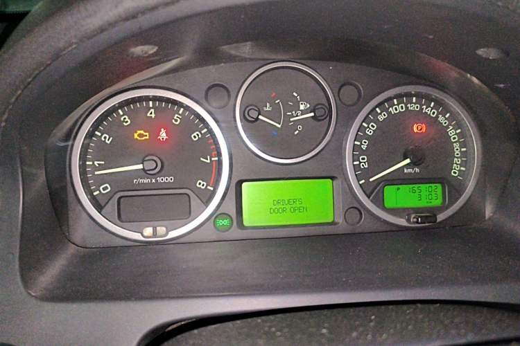 Used Land Rover Freelander 2 2011 3.2L i6 SE Gasoline Version Odometer Close Up