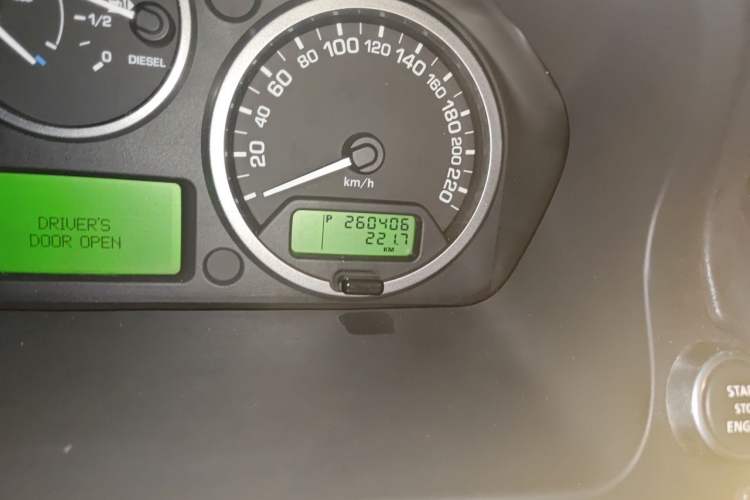 Used Land Rover Freelander 2 2011 2.2T SD4 SE Diesel Edition Odometer Close Up