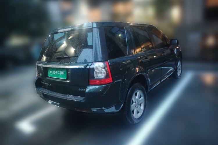 Used Land Rover Freelander 2 2011 2.2T SD4 SE Diesel Edition Rear Right 45 Deg