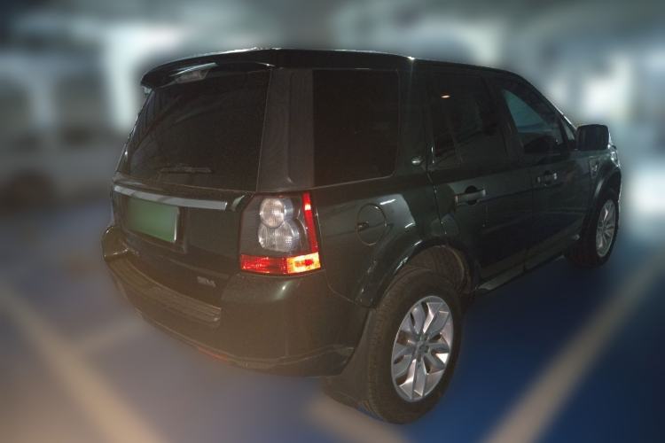 Used Land Rover Freelander 2 2011 2.2T SD4 HSE Diesel Edition Rear Right 45 Deg