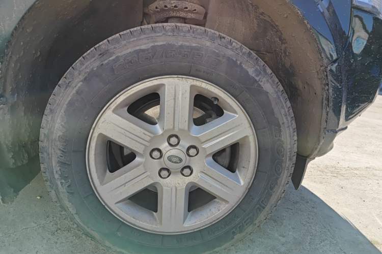 Used Land Rover Freelander 2 2011 2.2T SD4 HSE Diesel Edition Right Front Wheel Hub