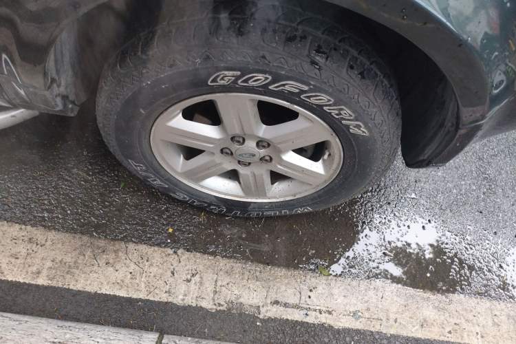 Used Land Rover Freelander 2 2011 2.2T SD4 SE Diesel Edition Right Front Wheel Hub