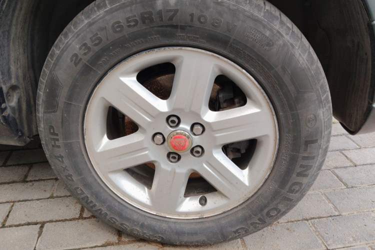 Used Land Rover Freelander 2 2011 3.2L i6 SE Gasoline Version Right Front Wheel Hub