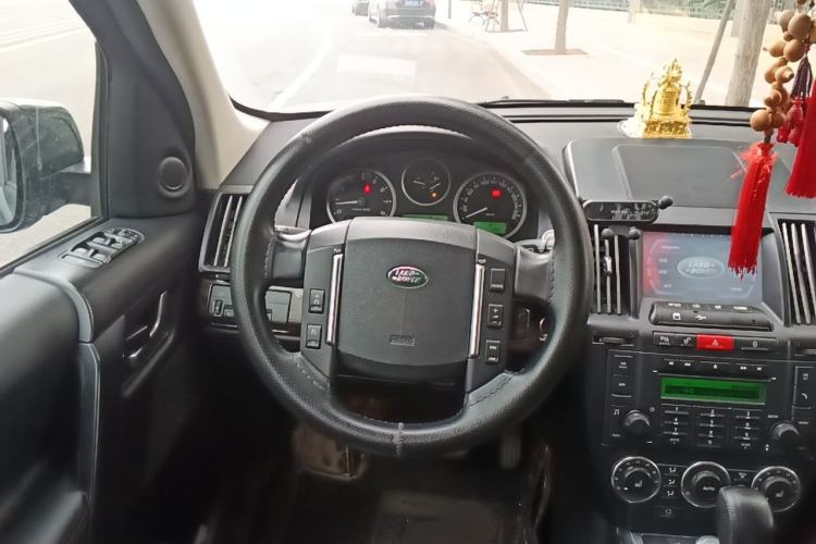Used Land Rover Freelander 2 2011 3.2L i6 HSE Gasoline Edition Steering Wheel