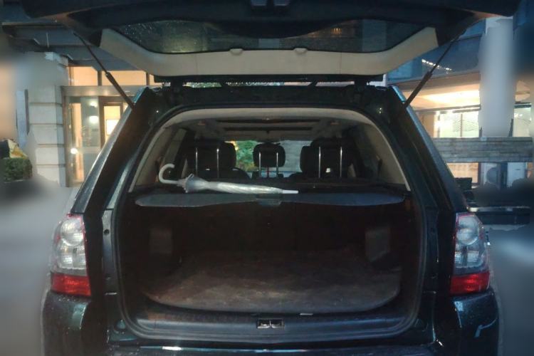 Used Land Rover Freelander 2 2011 2.2T SD4 SE Diesel Edition Trunk