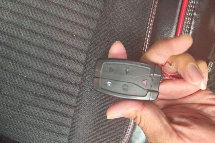 Used Land Rover Freelander 2 2011 2.2T SD4 SE Diesel Edition Vehicle Key