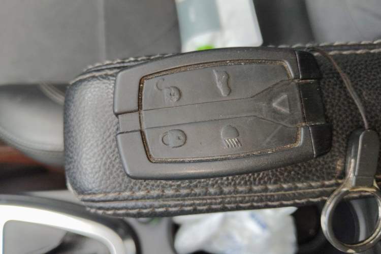 Used Land Rover Freelander 2 2011 3.2L i6 SE Gasoline Version Vehicle Key