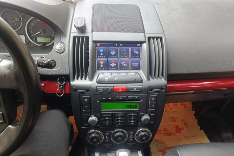 Used Land Rover Freelander 2 2011 3.2L China Red Limited Edition Audio And AC Panel