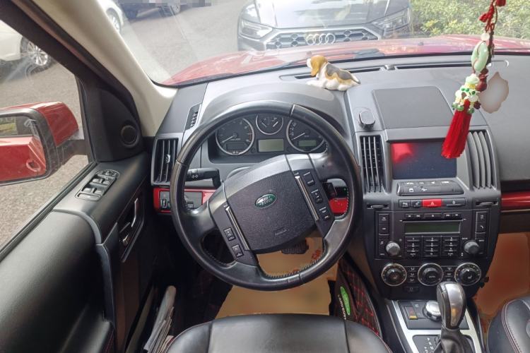 Used Land Rover Freelander 2 2011 3.2L China Red Limited Edition Steering Wheel