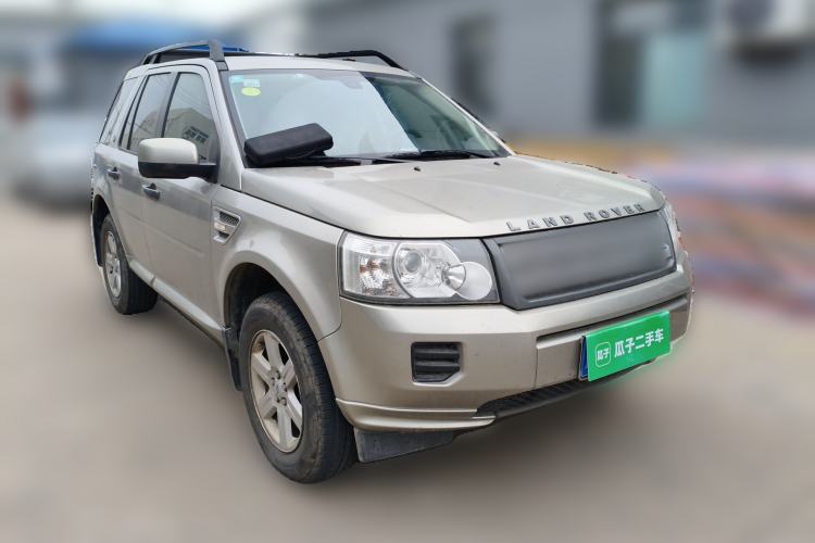 Used Land Rover Freelander 2 2011 3.2L i6 SE Gasoline Version Front Right 45 Deg