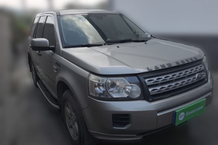 Used Land Rover Freelander 2 2011 3.2L i6 SE Gasoline Version Front Right 45 Deg