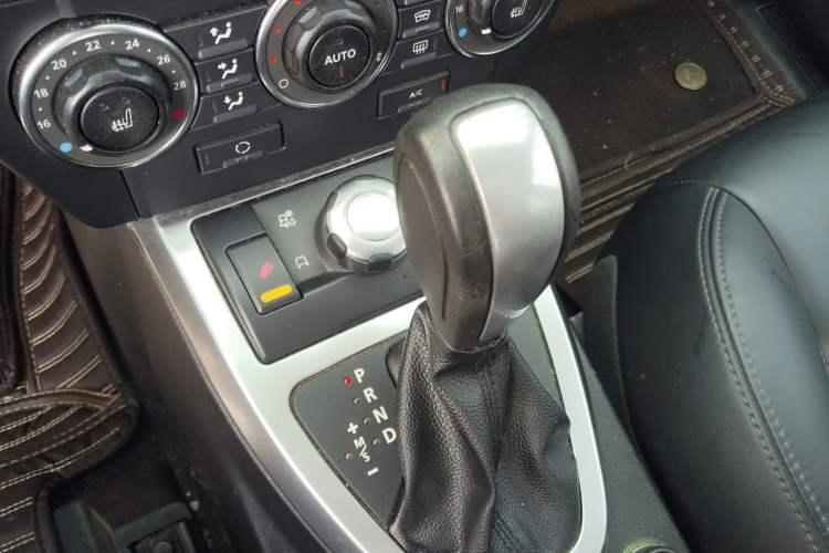 Used Land Rover Freelander 2 2011 3.2L i6 HSE Gasoline Edition Gear Lever