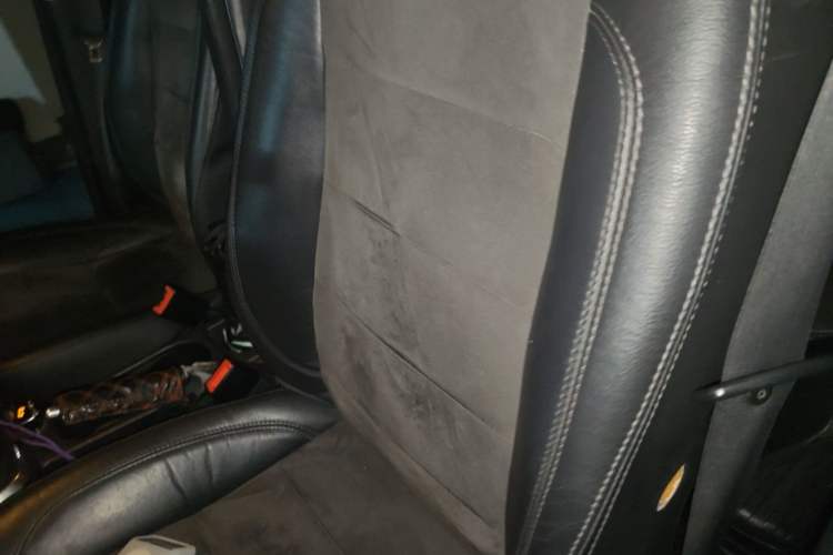 Used Land Rover Freelander 2 2011 2.2T SD4 SE Diesel Edition Left Front Seat