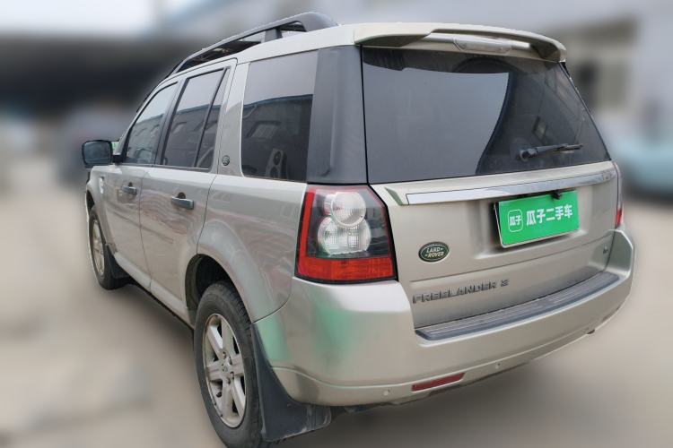 Used Land Rover Freelander 2 2011 3.2L i6 SE Gasoline Version Rear Left 45 Deg