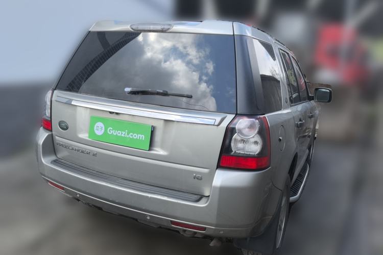 Used Land Rover Freelander 2 2011 3.2L i6 SE Gasoline Version Rear Right 45 Deg