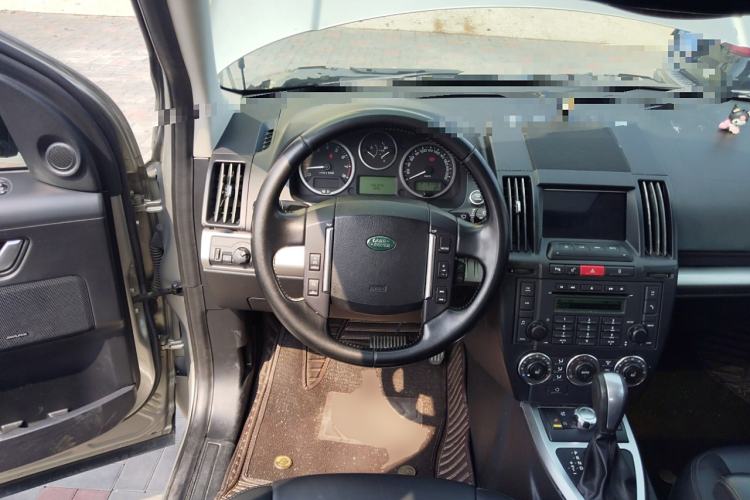 Used Land Rover Freelander 2 2011 3.2L i6 HSE Gasoline Edition Steering Wheel