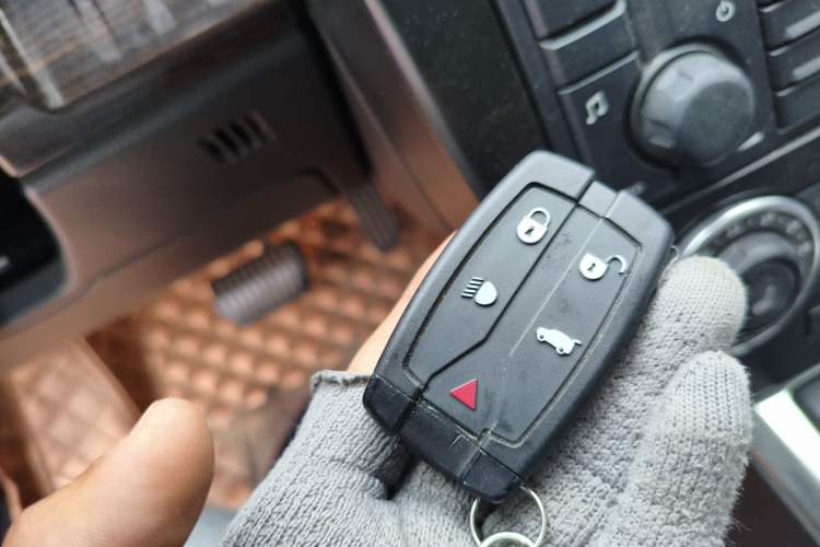 Used Land Rover Freelander 2 2011 3.2L i6 SE Gasoline Version Vehicle Key