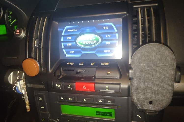 Used Land Rover Freelander 2 2011 2.2T SD4 SE Diesel Edition Audio And AC Panel