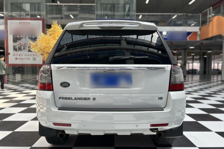 Used Land Rover Freelander 2 2011 3.2L i6 HSE Gasoline Edition Exterior 4