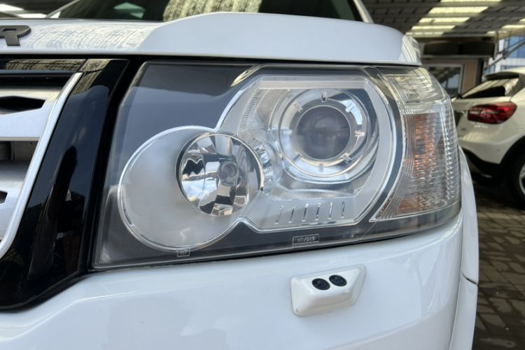Used Land Rover Freelander 2 2011 3.2L i6 HSE Gasoline Edition Exterior 6