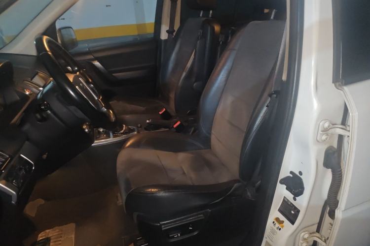Used Land Rover Freelander 2 2011 2.2T SD4 SE Diesel Edition Left Front Seat