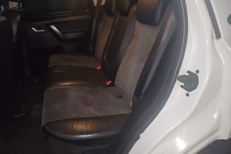 Used Land Rover Freelander 2 2011 2.2T SD4 SE Diesel Edition Left Rear Seat