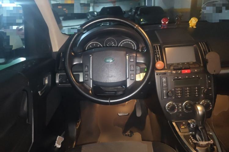 Used Land Rover Freelander 2 2011 2.2T SD4 SE Diesel Edition Steering Wheel