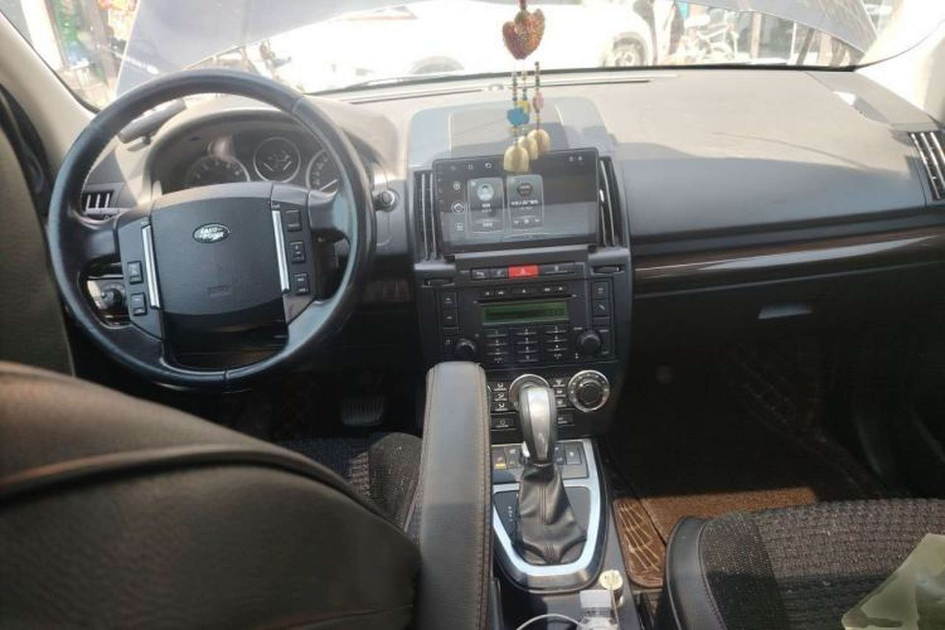 Used Land Rover Freelander 2 2012 2.0T Si4 SE Gasoline Version Center Console