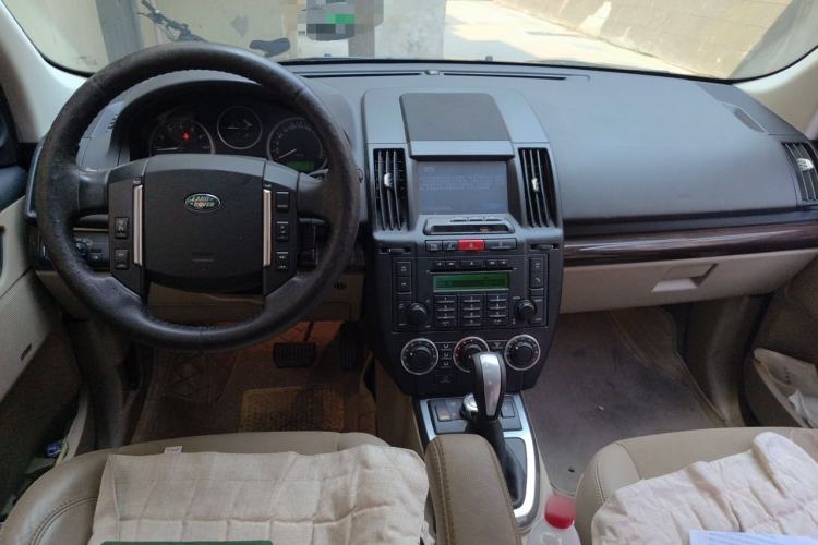 Used Land Rover Freelander 2 2012 2.0T Si4 SE Gasoline Version Center Console