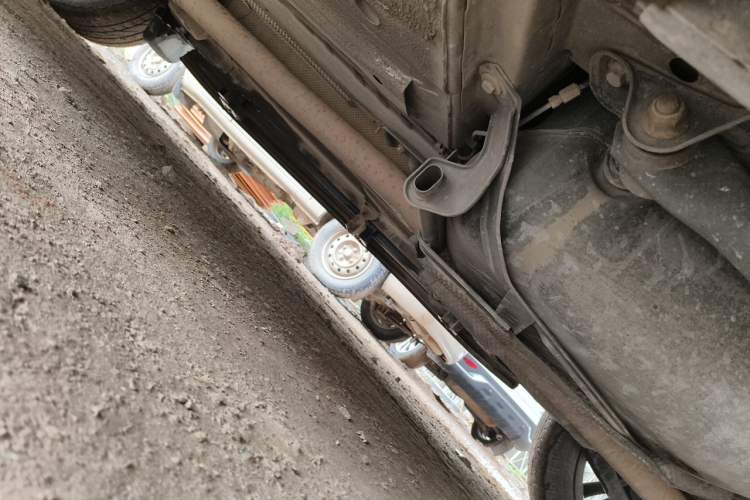 Used Land Rover Freelander 2 2012 2.2T SD4 SE Diesel Edition Chassis Rear Left