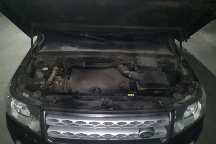 Used Land Rover Freelander 2 2012 2.2T SD4 S Diesel Version Engine Bay