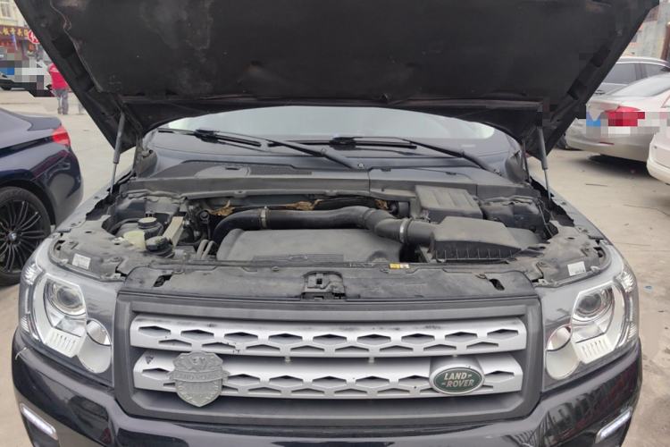 Used Land Rover Freelander 2 2012 2.2T SD4 SE Diesel Edition Engine Bay
