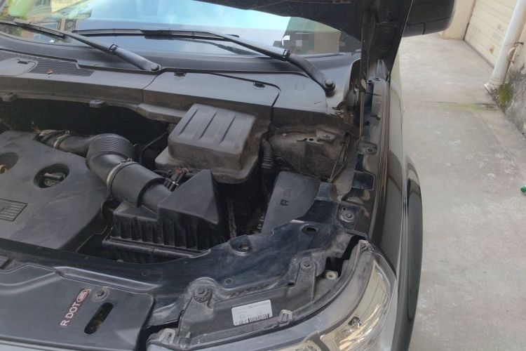 Used Land Rover Freelander 2 2012 2.0T Si4 SE Gasoline Version Engine Bay Left