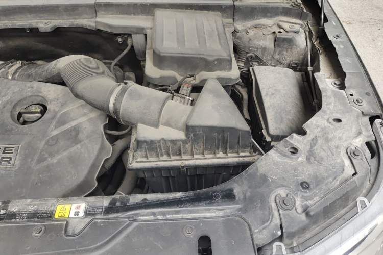 Used Land Rover Freelander 2 2012 2.0T Si4 SE Gasoline Version Engine Bay Left