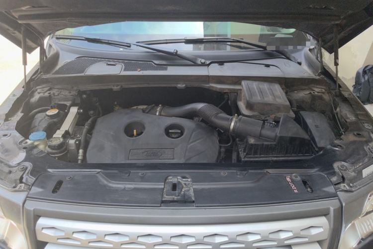 Used Land Rover Freelander 2 2012 2.0T Si4 SE Gasoline Version Engine Bay