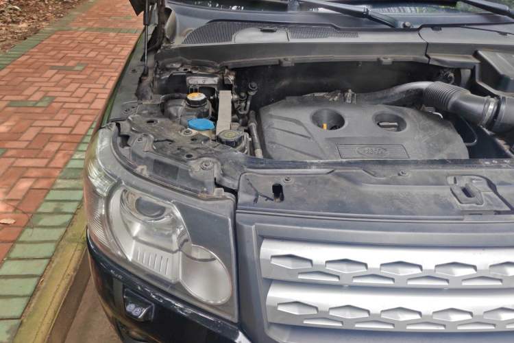 Used Land Rover Freelander 2 2012 2.0T Si4 SE Gasoline Version Engine Bay Right