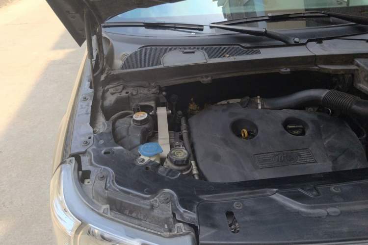 Used Land Rover Freelander 2 2012 2.0T Si4 SE Gasoline Version Engine Bay Right