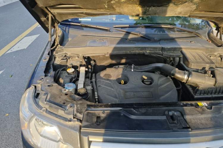 Used Land Rover Freelander 2 2012 2.0T Si4 HSE Gasoline Version Engine Bay Right