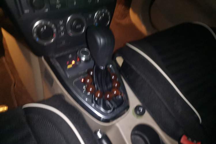 Used Land Rover Freelander 2 2012 2.2T SD4 S Diesel Version Gear Lever